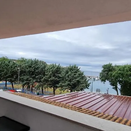 Apartament La Playa Pula